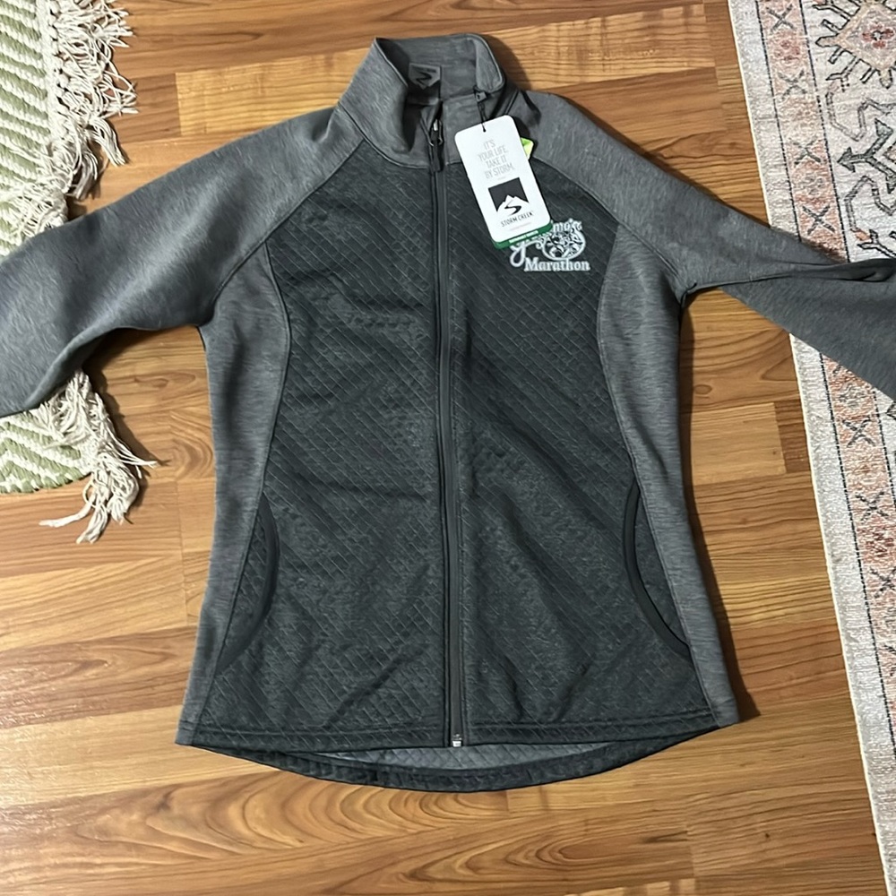 LAST CHANCE Storm Creek Grandma’s Marathon jacket